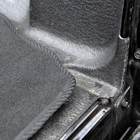 Nissan Navara NP300 Trunk Liner (2016 Onwards) - UK Custom Covers