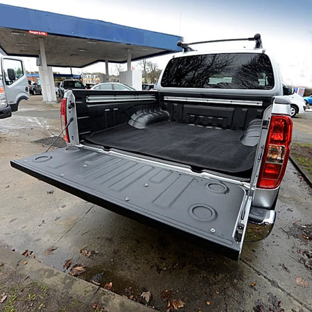 Nissan Navara D40 Trunk Liner (2005-2015) Black - UK Custom Covers