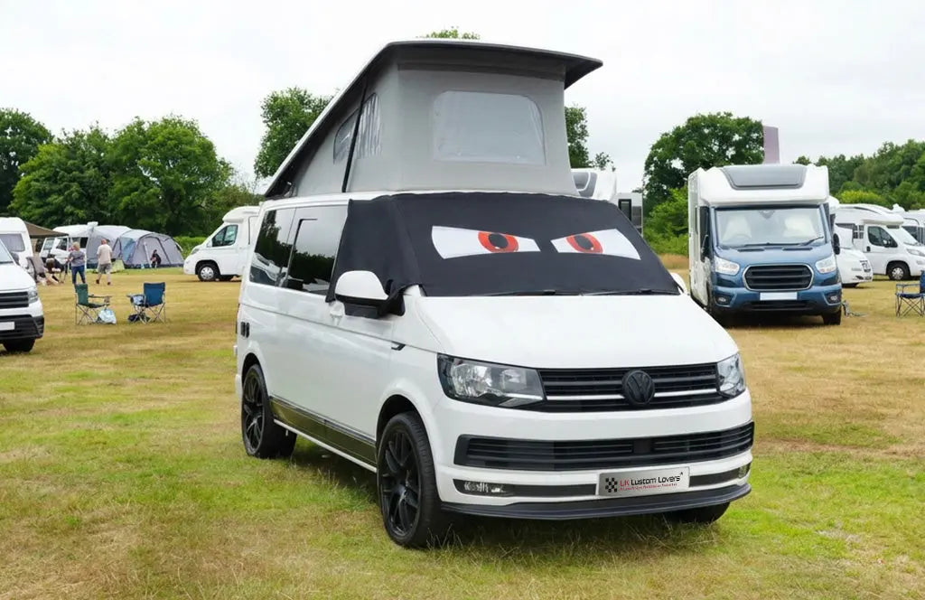 Personalised Windscreen Covers: Add Style While Protecting Your Vehicle