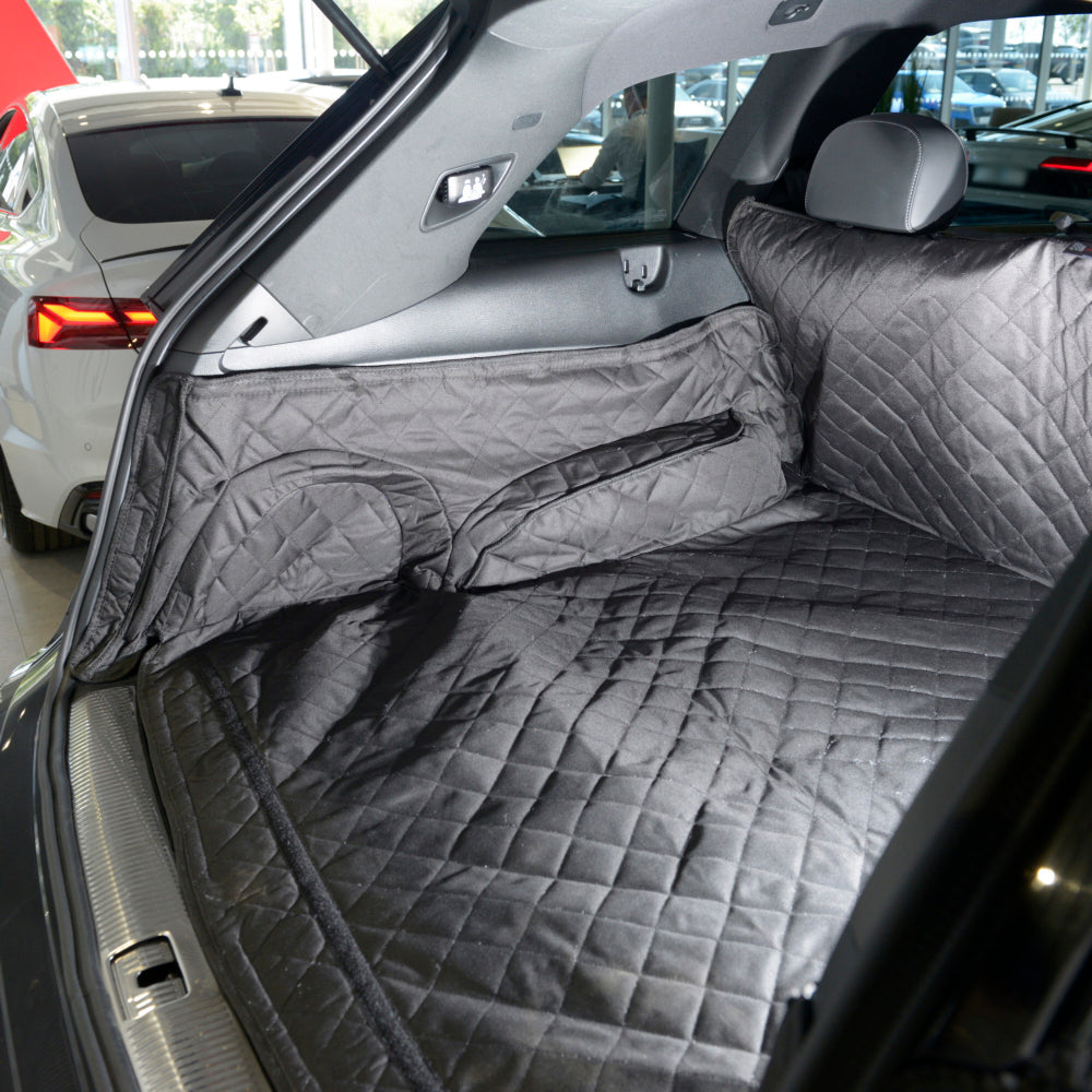 Audi Q7 Boot Liners - UK Custom Covers